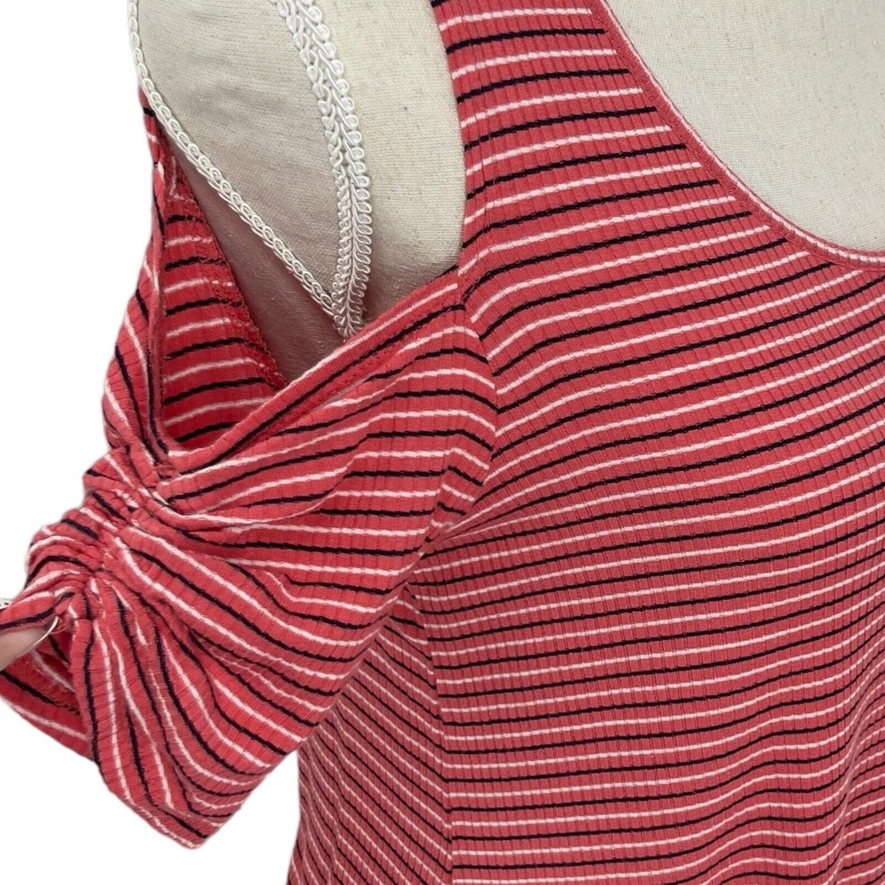 Naif Casual Shirt Womens Short Sleeve Striped Ribbed Knit Cold Shoulder Size M - Picture 6 of 10